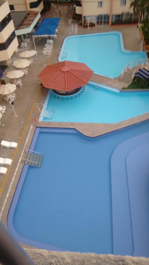Caldas Novas - Flat Parque Das Aguas Quentes - As Piscinas Mais Quentes De Caldas!! Buitenkant foto